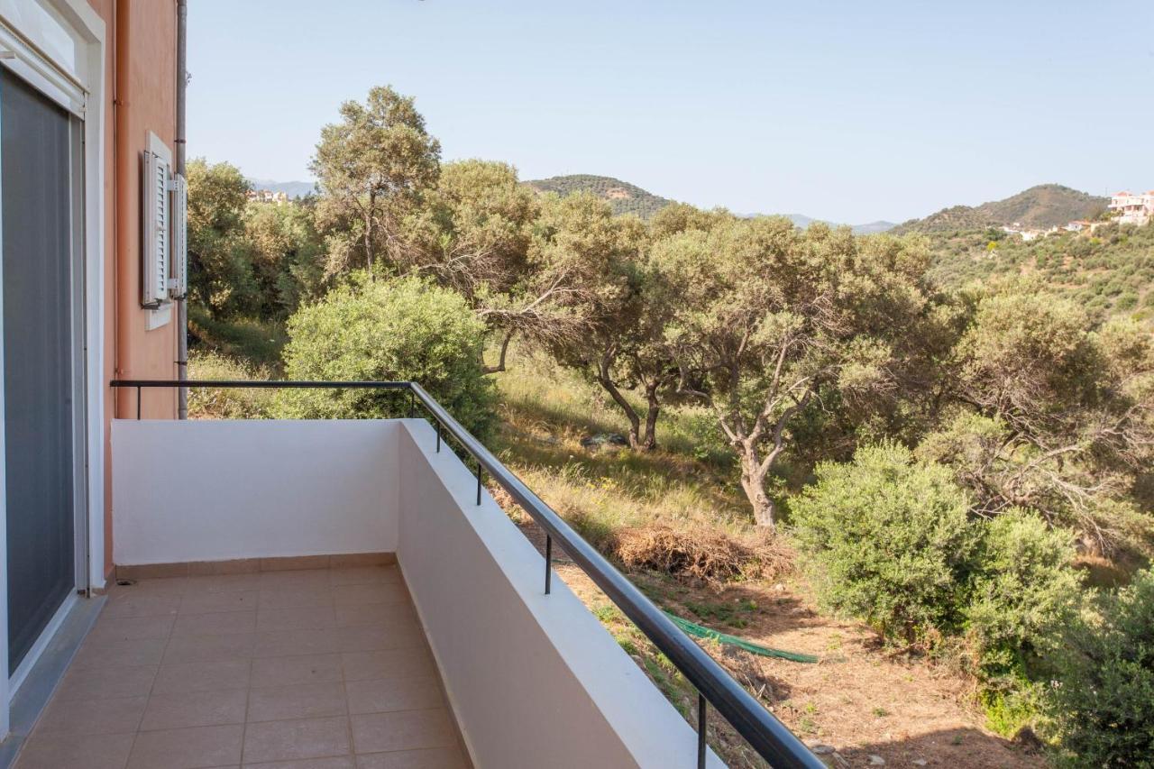 Hillside Seaview Apartment Stalós Eksteriør bilde