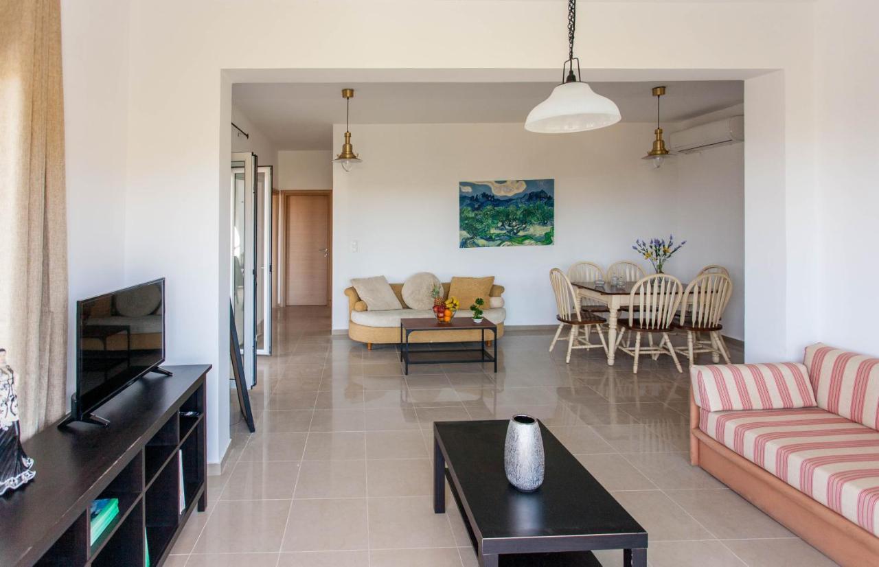 Hillside Seaview Apartment Stalós Eksteriør bilde